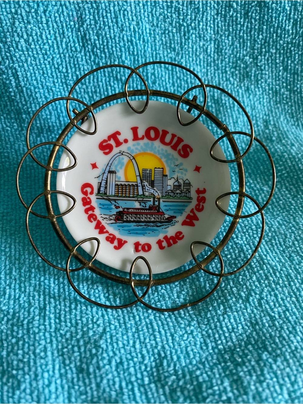 Vintage St. Louis Gateway to the West small souvenir plate with Gateway Arch